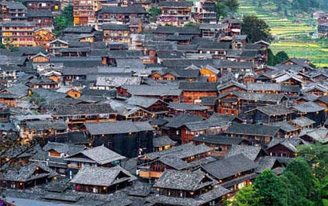 河东6种常见的外墙仿石漆施工工艺！